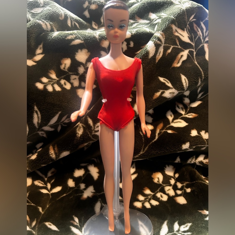 Vintage Fashion Queen Barbie
